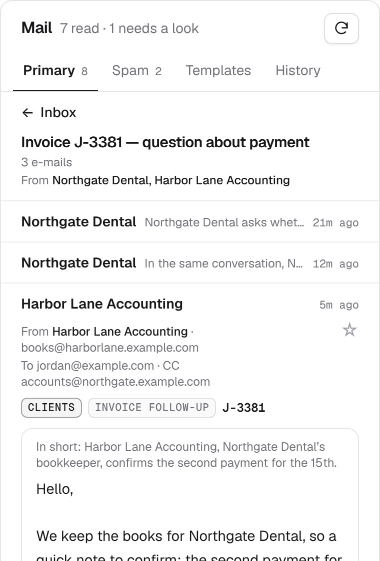 A conversation open in the reader: the subject, a count of 3 e-mails, both senders, the two earlier e-mails as one line each, and the start of the newest one.